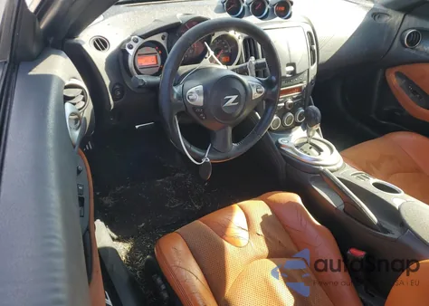 2009 Nissan 370Z z USA, uszkodzony, nr VIN JN1AZ44EX9M404083